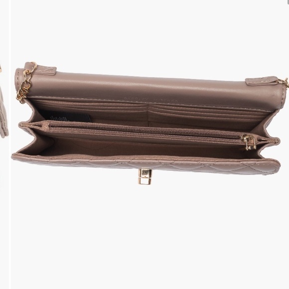 Badgley Mischka Quilted Crossbody Bag - Picture 5 of 12